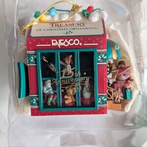 Enesco 1996 "In Store For More" Christmas tree light ornament